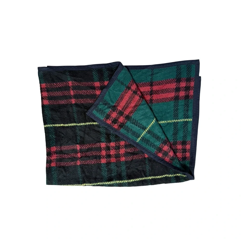 Vintage Reversible Plaid Throw Blanket Green Black Red Quilt Tartan Print Fleece